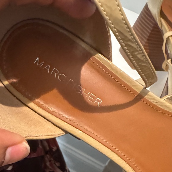 MARC FISHER Marc Daffy Closed Toe Block Heel Dress Pumps size 9 M - Picture 10 of 12